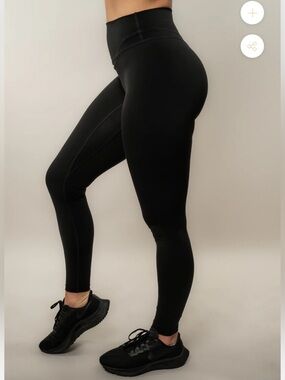 Til You Collapse High Waist Heart Booty Intensity Leggings in Black